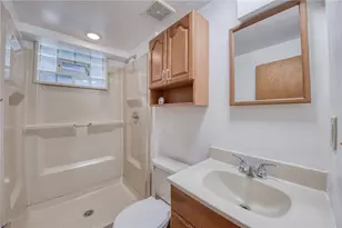 98 York Dr, Ross Twp, PA 15214 - Photo 16