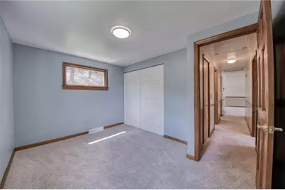 98 York Dr, Ross Twp, PA 15214 - Photo 12