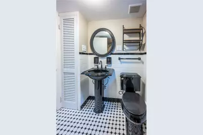 335 Lafayette, Pittsburgh, PA 15214 - Photo 32