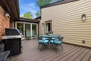 3 Knollwood Dr, Pittsburgh, PA 15215 - Photo 16