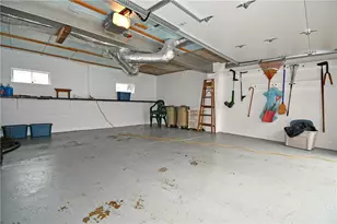 3905 Brownsville Rd, Pittsburgh, PA 15227 - Photo 32
