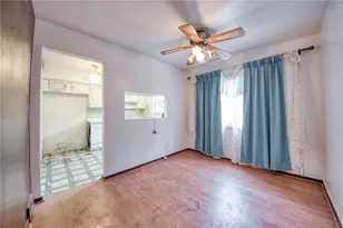 147 Schenley Manor Dr, Pittsburgh, PA 15201 - Photo 6