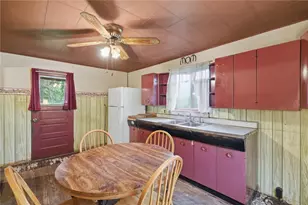 1058 Thompson Run Rd, West Mifflin, PA 15122 - Photo 14