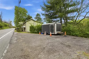 1058 Thompson Run Rd, West Mifflin, PA 15122 - Photo 4