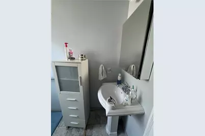 408 Dickson Ave, Pittsburgh, PA 15202 - Photo 22