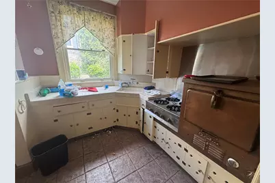 408 Dickson Ave, Pittsburgh, PA 15202 - Photo 14