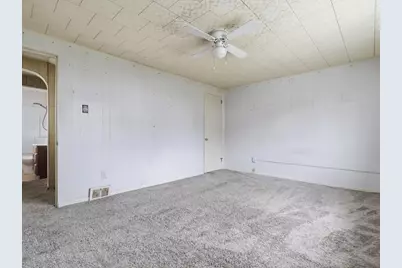 551 Farnsworth Ave, Clairton, PA 15025 - Photo 16