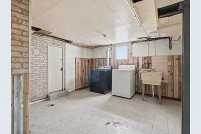 551 Farnsworth Ave, Clairton, PA 15025 - Photo 26