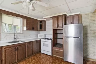 551 Farnsworth Ave, Clairton, PA 15025 - Photo 8