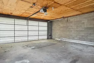 551 Farnsworth Ave, Clairton, PA 15025 - Photo 32