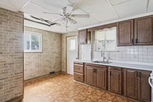 551 Farnsworth Ave, Clairton, PA 15025 - Photo 6