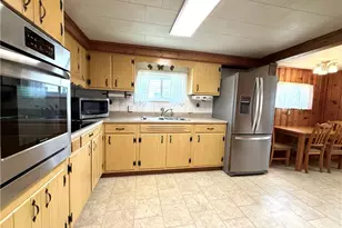 2116 W Pike St, Chartiers, PA 15342 - Photo 6