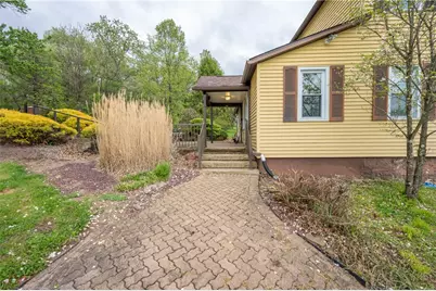 1566 Keystone Park Rd, New Alexandria, PA 15670 - Photo 26