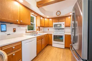 1566 Keystone Park Rd, New Alexandria, PA 15670 - Photo 10
