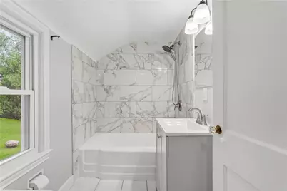 818 Dearborn St, Baden, PA 15005 - Photo 24