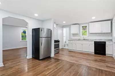 818 Dearborn St, Baden, PA 15005 - Photo 14