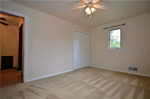 124 Dalton Ln, Hempfield Township, PA 15625 - Photo 20