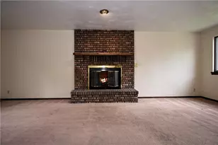 124 Dalton Ln, Hempfield Township, PA 15625 - Photo 22