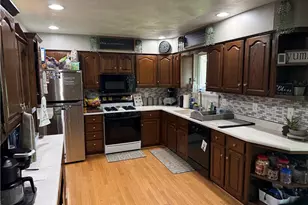 11 Hoyt Dr, White Township, PA 15701 - Photo 2