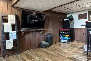 11 Hoyt Dr, White Township, PA 15701 - Photo 18