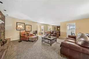 601 Lincoln Hwy, East McKeesport, PA 15035 - Photo 12