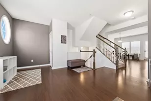 252 Broadstone Dr, Adams Township, PA 16046 - Photo 10
