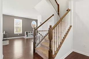 252 Broadstone Dr, Adams Township, PA 16046 - Photo 14