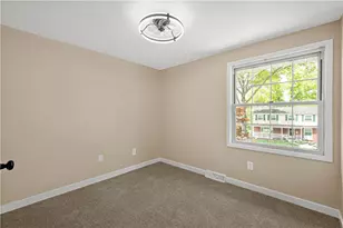 175 Parkedge Rd, Green Tree, PA 15220 - Photo 20