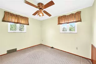 103 Minnock Dr, Ross Twp, PA 15237 - Photo 18