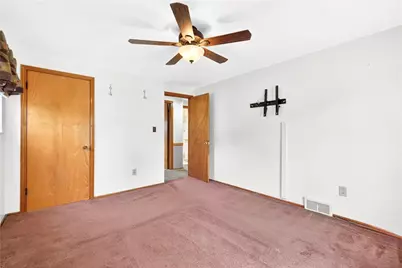 103 Minnock Dr, Ross Twp, PA 15237 - Photo 22