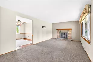 103 Minnock Dr, Ross Twp, PA 15237 - Photo 8