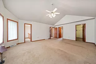 9470 Pembroke Cir, North Huntingdon, PA 15642 - Photo 18