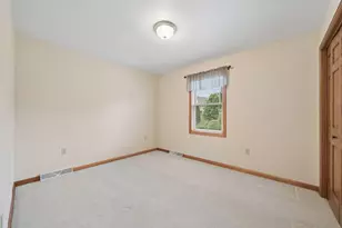 9470 Pembroke Cir, North Huntingdon, PA 15642 - Photo 22