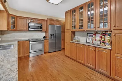 462 Greenhurst Dr, Pittsburgh, PA 15243 - Photo 16