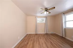 204 Pike St, Pittsburgh, PA 15235 - Photo 10