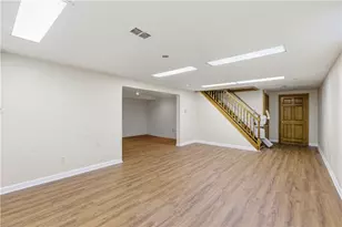 1455 Orchardview Dr, Scott Township, PA 15220 - Photo 20