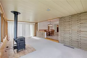1455 Orchardview Dr, Scott Township, PA 15220 - Photo 14