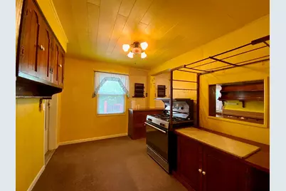 282 Oak Drive, Coraopolis, PA 15108 - Photo 4