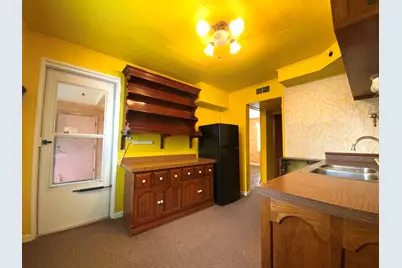 282 Oak Drive, Coraopolis, PA 15108 - Photo 6
