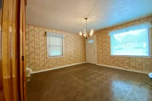 282 Oak Dr, Coraopolis, PA 15108 - Photo 8