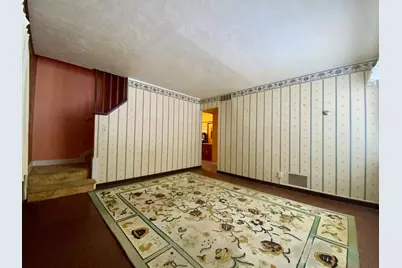 282 Oak Drive, Coraopolis, PA 15108 - Photo 2