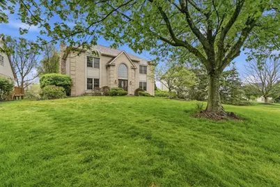 9036 Audubon Dr, Adams Township, PA 15044 - Photo 2
