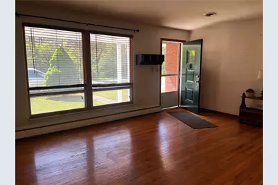 560 Sells Ln, Greensburg, PA 15601 - Photo 2