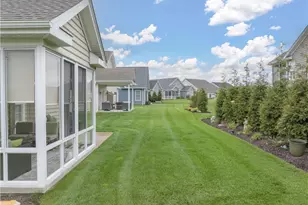 300 Anthem Wy, Cecil, PA 15317 - Photo 30