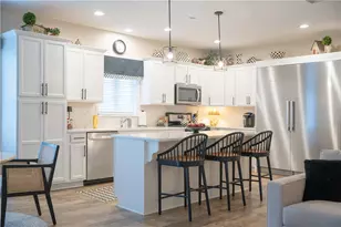 300 Anthem Wy, Cecil, PA 15317 - Photo 2
