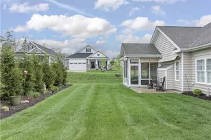 300 Anthem Wy, Cecil, PA 15317 - Photo 32
