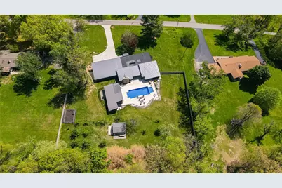 190 Canterbury, North Strabane, PA 15317 - Photo 4