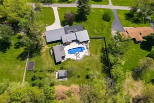 190 Canterbury, North Strabane, PA 15317 - Photo 4