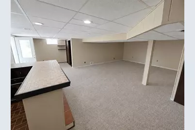 504 Maple St, Jeannette, PA 15644 - Photo 24