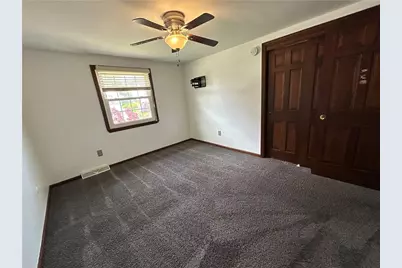 504 Maple St, Jeannette, PA 15644 - Photo 20